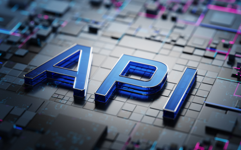 Headless Commerce & API-First Development